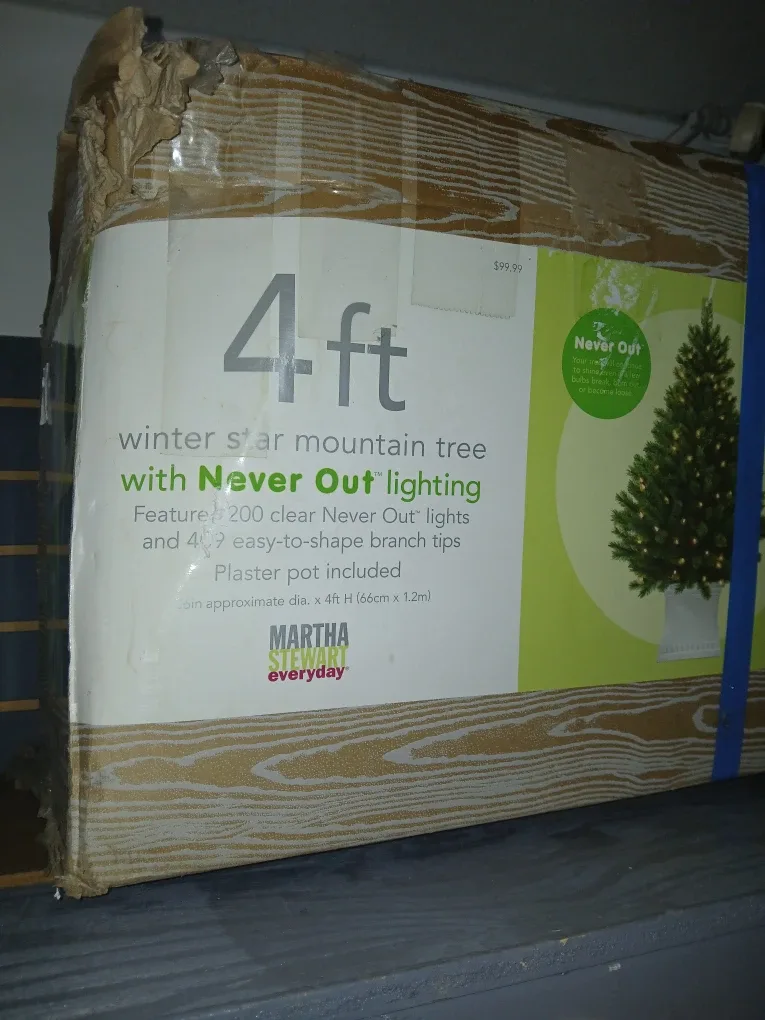 4 feet chrismas tree