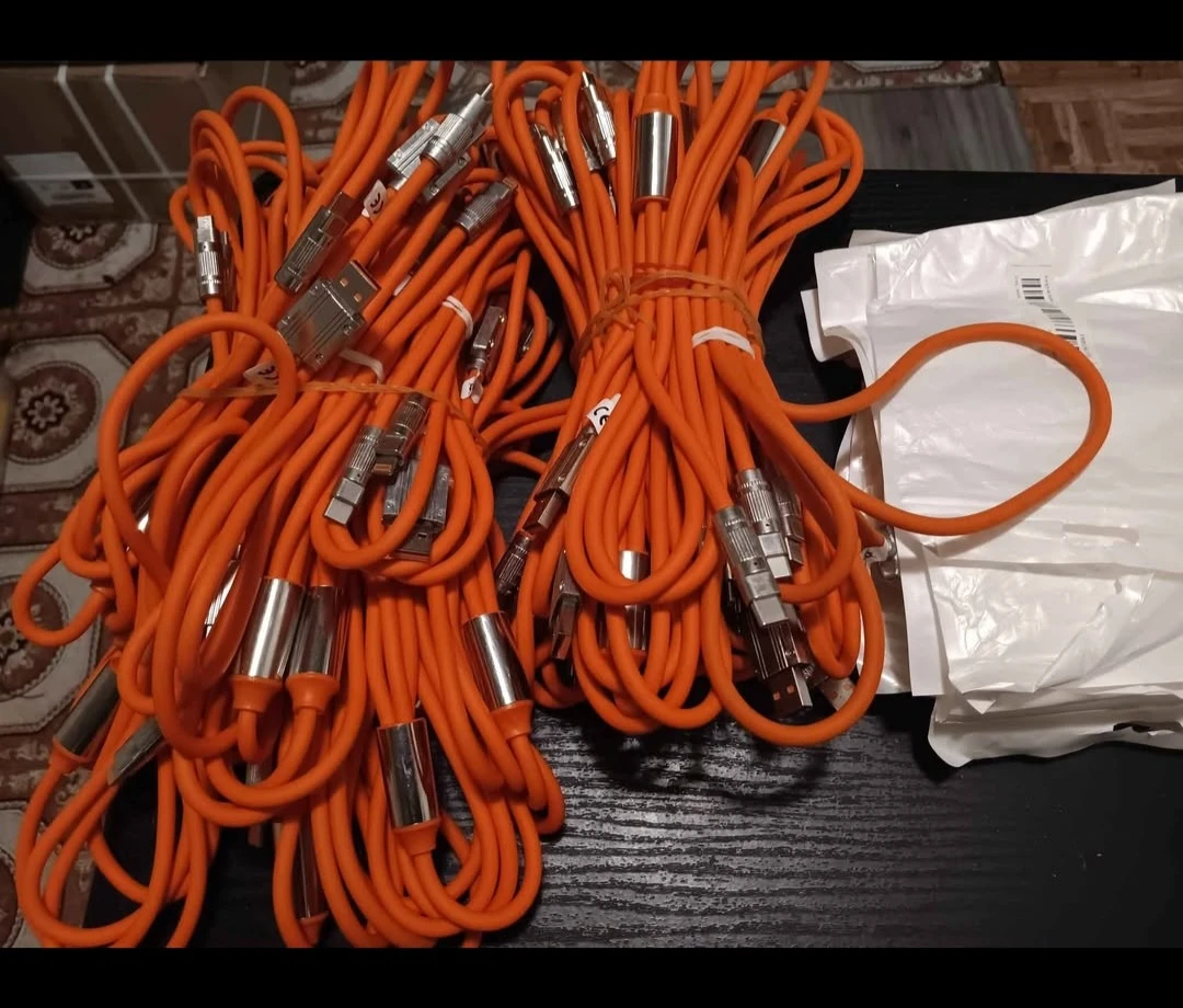 10FT 3-in-1 Charging Cables (EACH) - photo 2