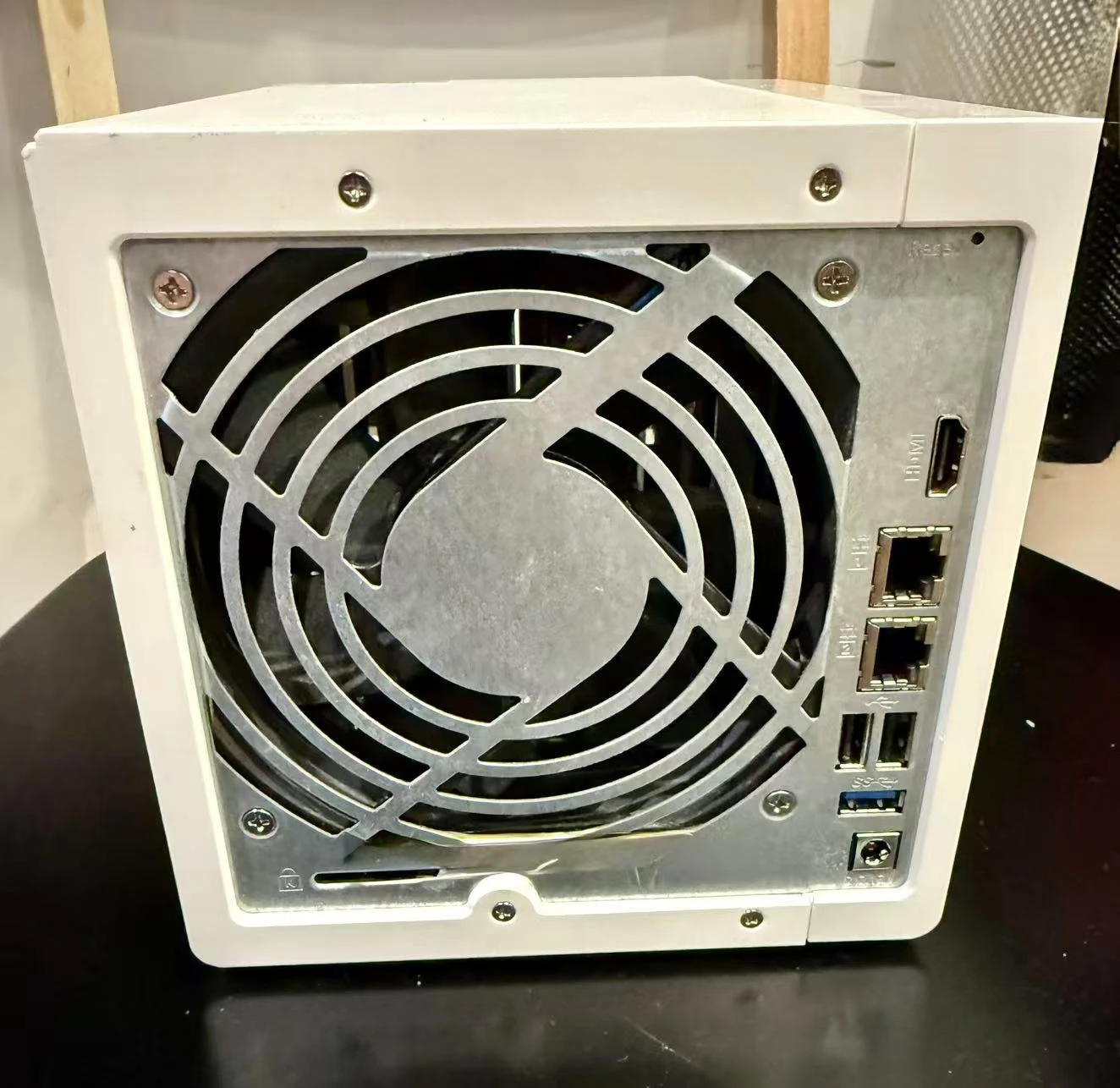 QNAP 4-Bay NAS - photo 3