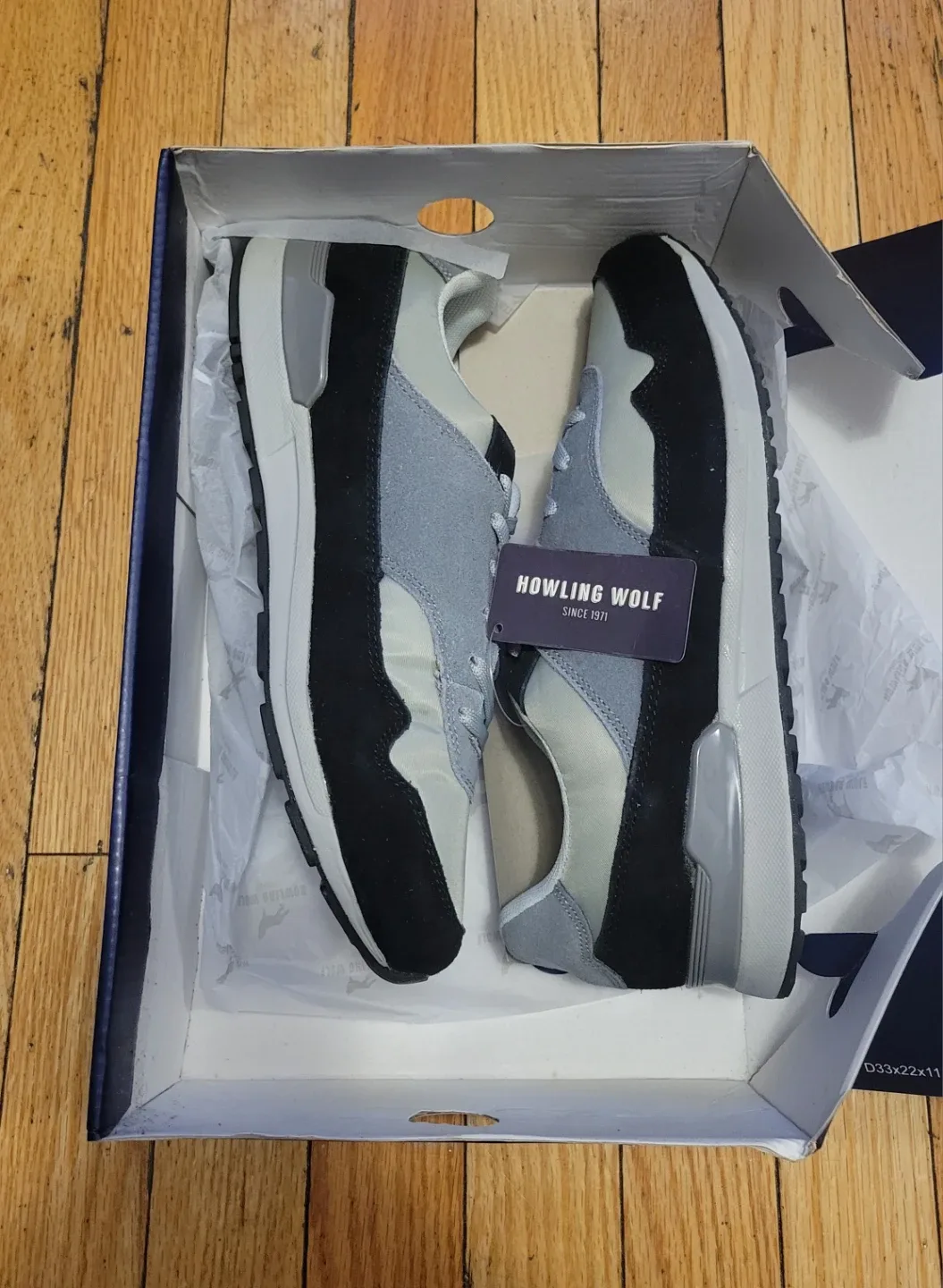 Howling Wolf Runaway 001 Black Suede Shoes - Size 8