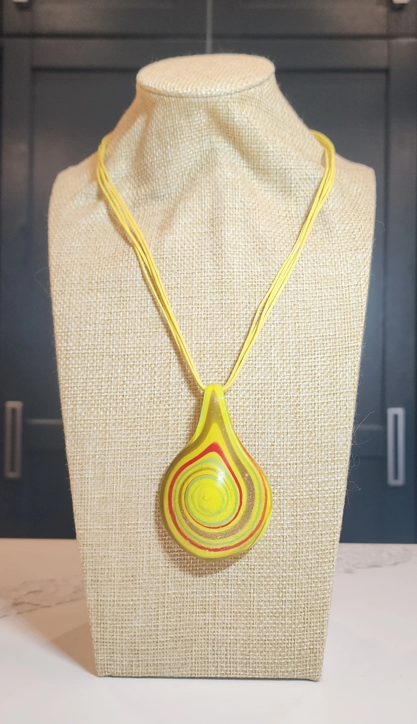 Yellow Glass Pendant Necklace - photo 2