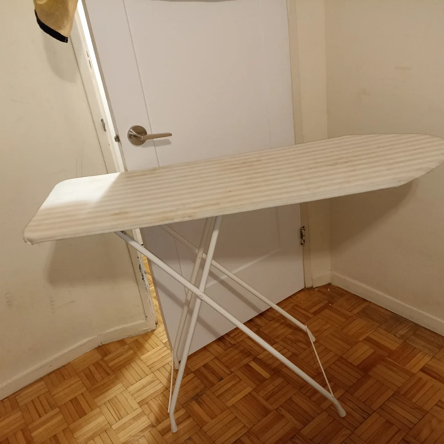 ‼️$5‼️Philips Mistral 322 Iron & Free‼️ Ironing Board