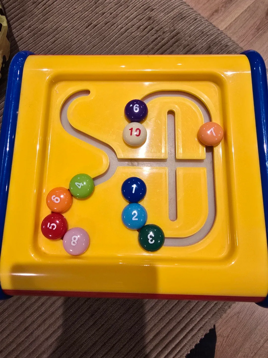 Playskool Explore 'N Grow Activity Cube image indicator(2)