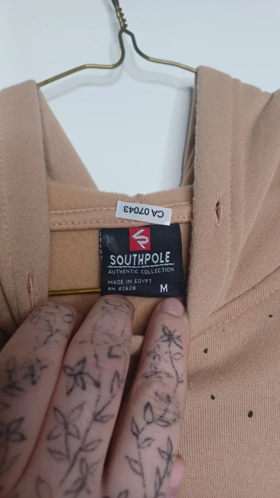 Southpole Hoodie - Size M image indicator(2)