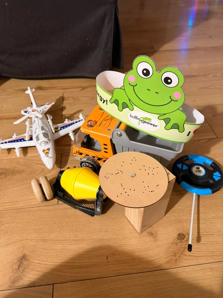 #freecycle random stuffs - photo 4