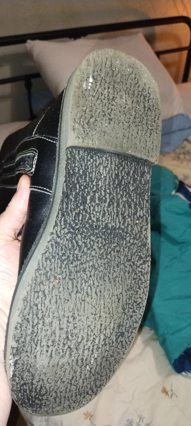 Black Winter Boots with Fur Lining