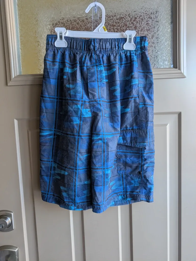Boys sz lg swim shorts