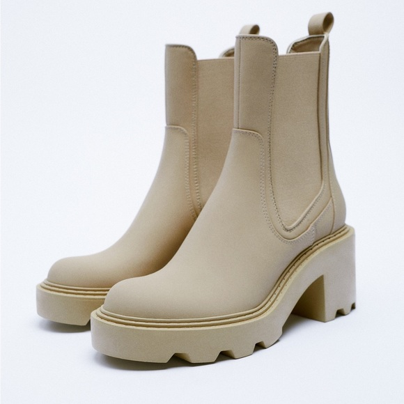 Zara Heeled Chelsea Boots - Size 40