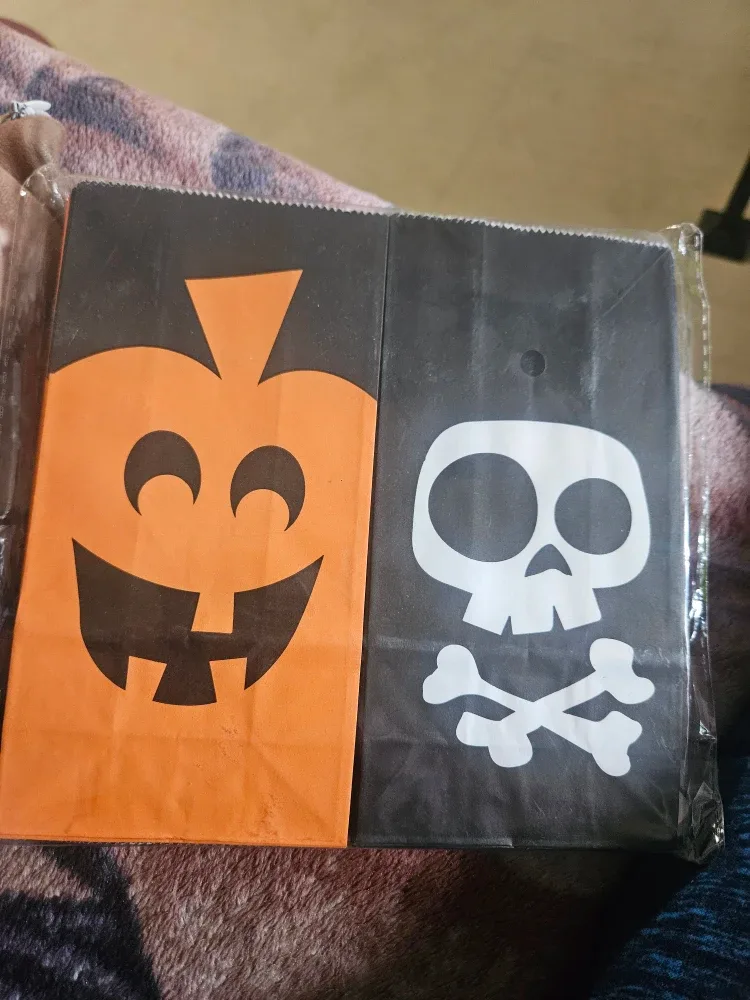 Halloween Goodie Bags & Stickers - 36 Pieces