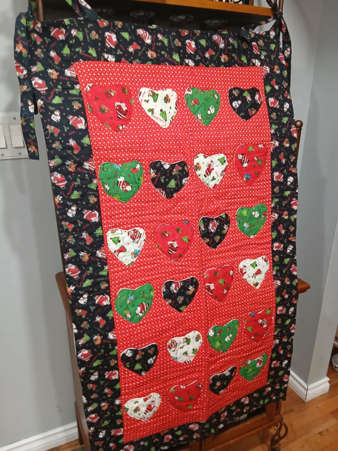 Handmade Christmas Quilt & Pillow Set