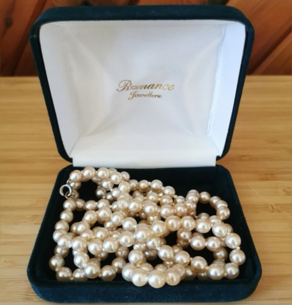 Vintage Pearl Necklace - photo 5