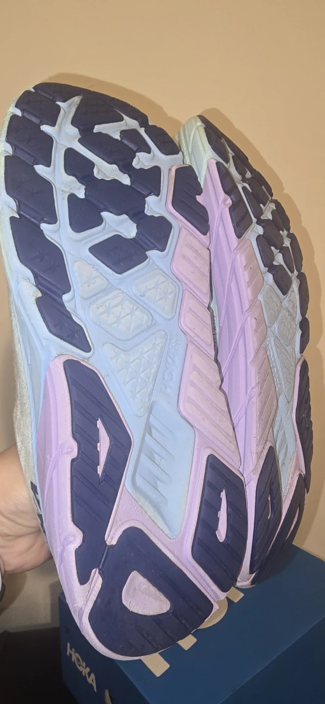 Hoka Arahi 6 Women's Size 10B - photo 4