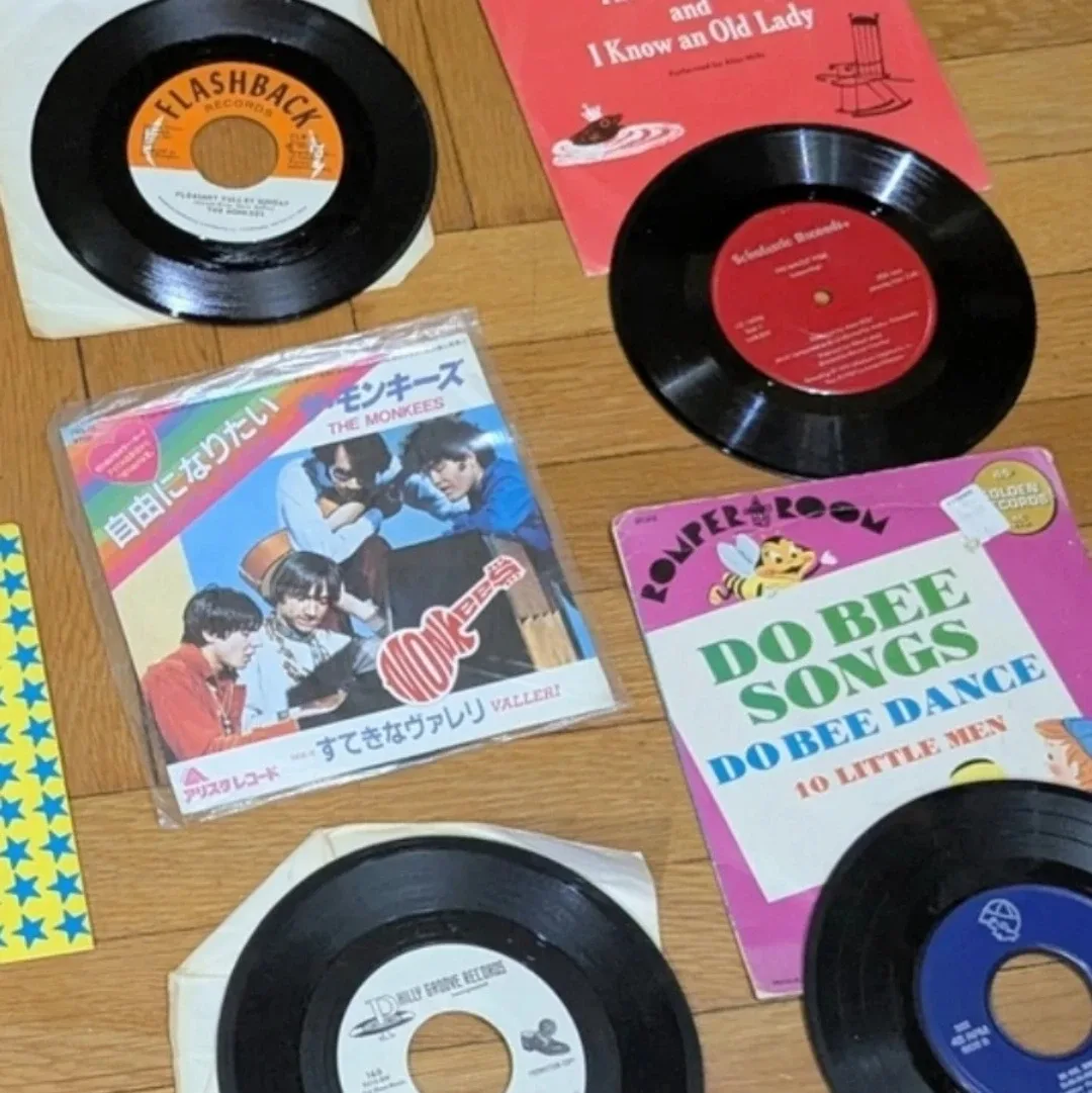 Collectible Vinyl Records Beatles, Monkees,Disney, oldies, rock image indicator(6)