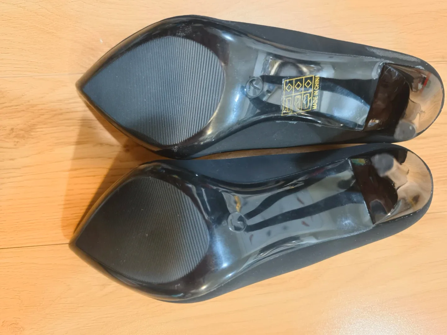 SheIn Black Heels, Size 7 image indicator(3)