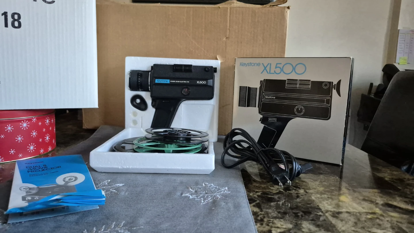 Keystone XL500 Movie Camera & SL818 Projector - photo 2