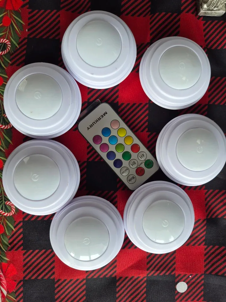 Merkury Innovations Puck Lights with Remote