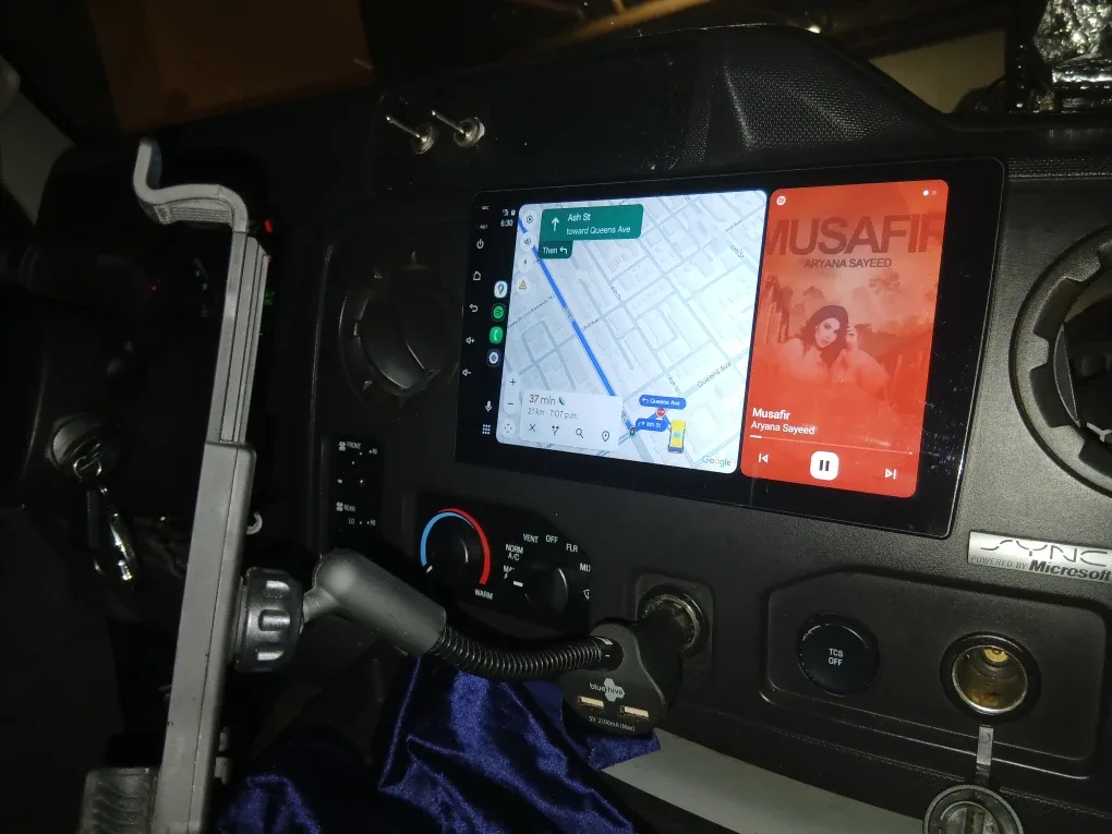 Camper Van Conversion image indicator(9)