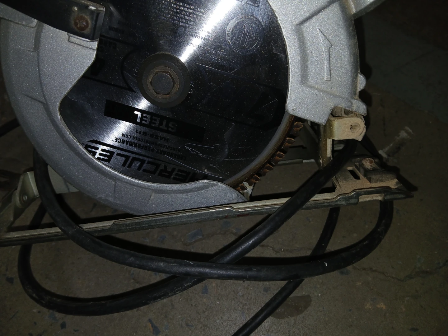 Porter Cable 13 Amp Circular Saw - photo 3