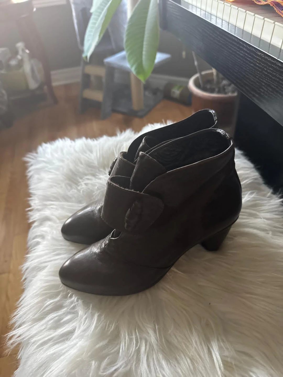 Women's Fashionable Shoes for Sale - photo 2