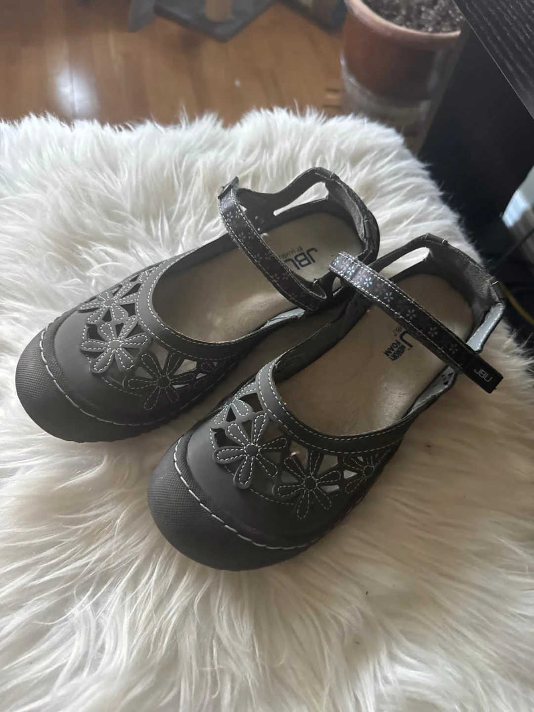Women's Fashionable Shoes for Sale - photo 3