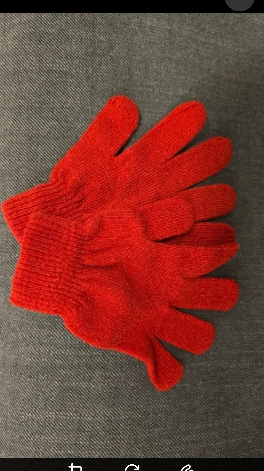 Offers Welcome: Red Gloves #Cleanout