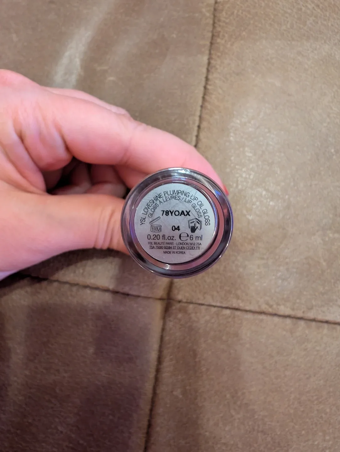 YSL Loveshine Plumping Lip Oil Gloss - Honey image indicator(3)