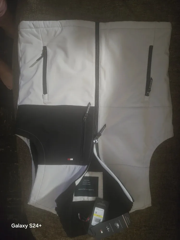 Tommy Hilfiger Vest - White image indicator(5)