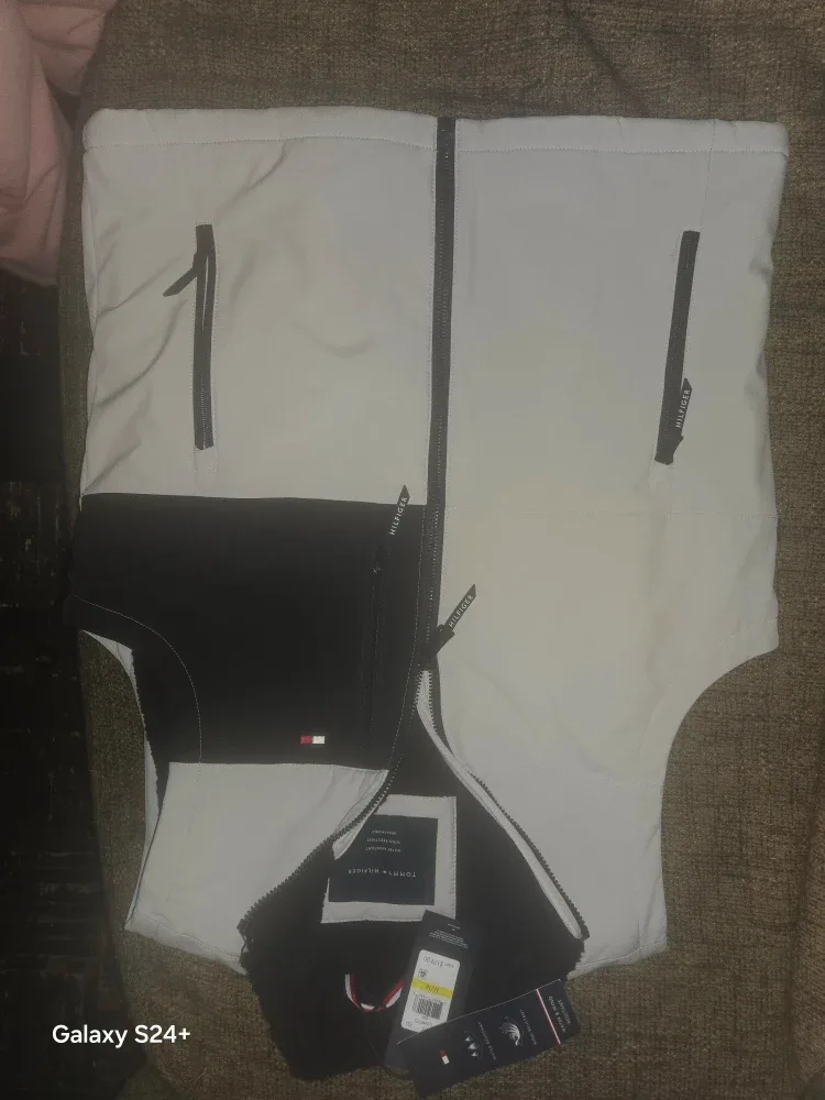 Tommy Hilfiger Vest - White image indicator(6)