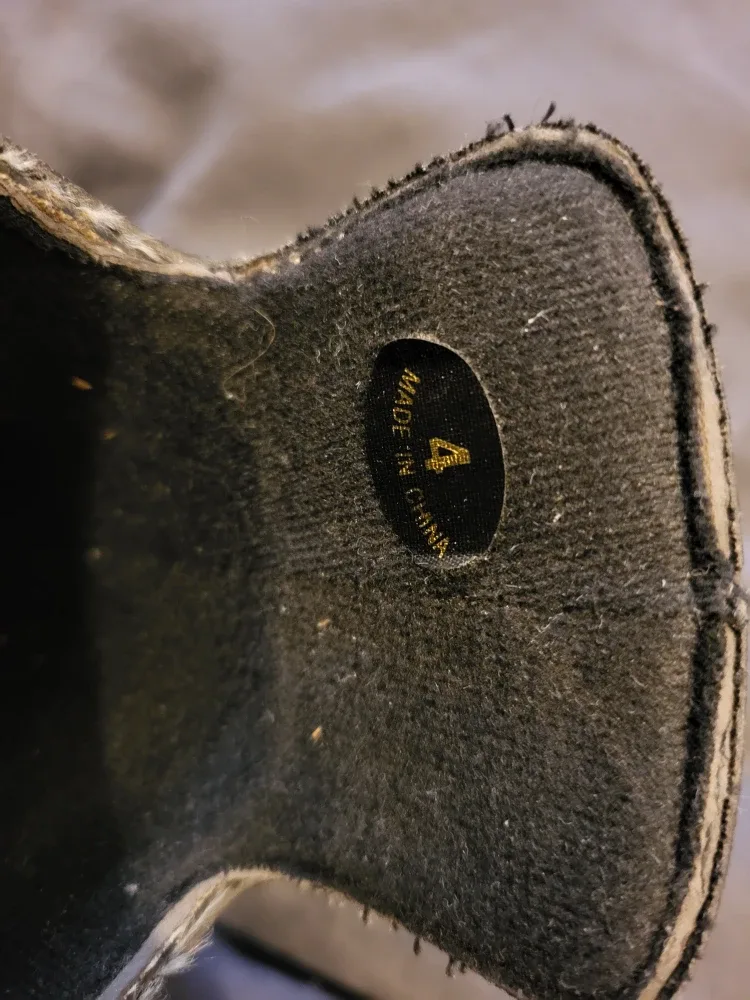 CCM Powerline Size 4 Ice Skates image indicator(4)