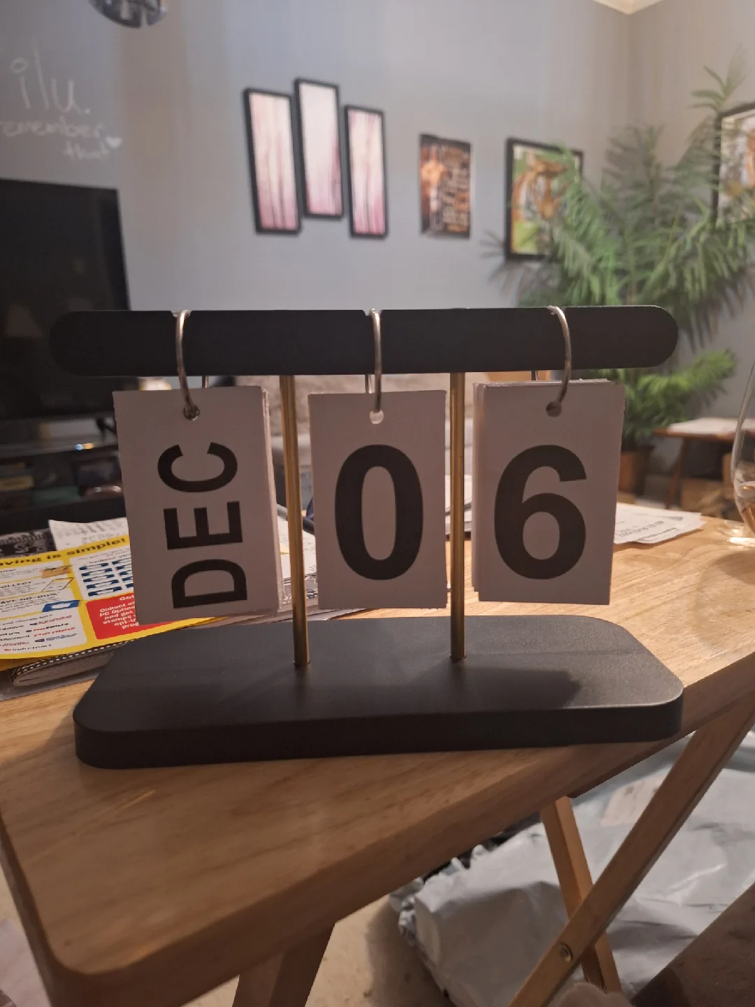 New Black Perpetual Flip Calendar 📅 image indicator(5)