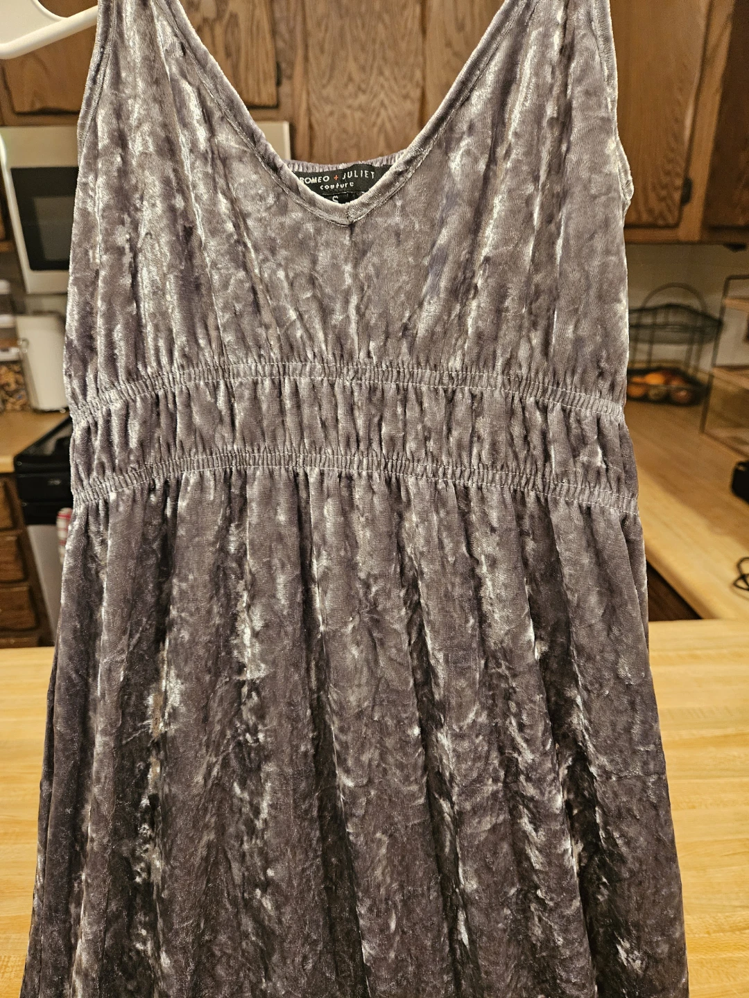 Romeo + Juliet Couture Velvet Dress - Size S - photo 2