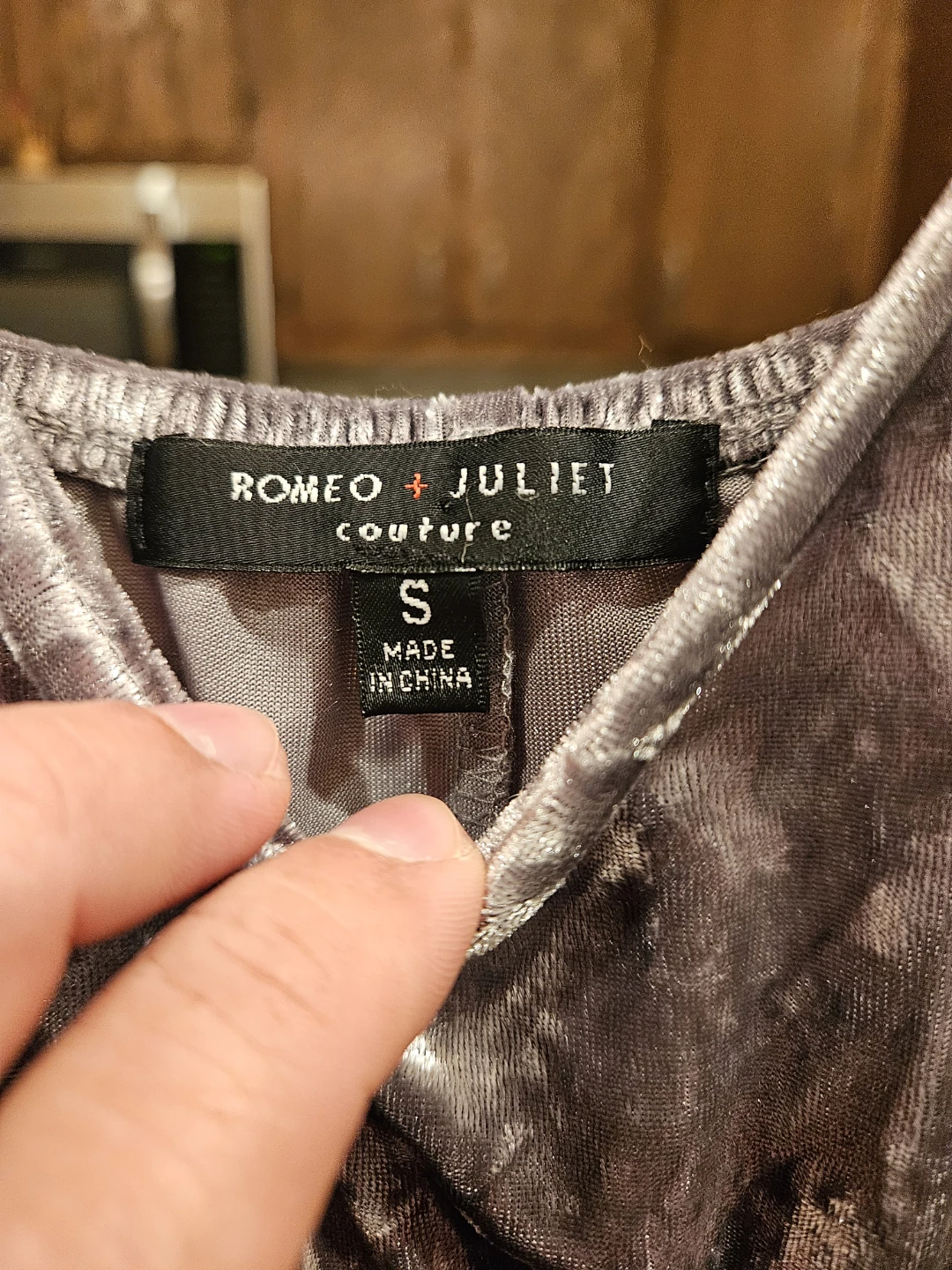 Romeo + Juliet Couture Velvet Dress - Size S - photo 3