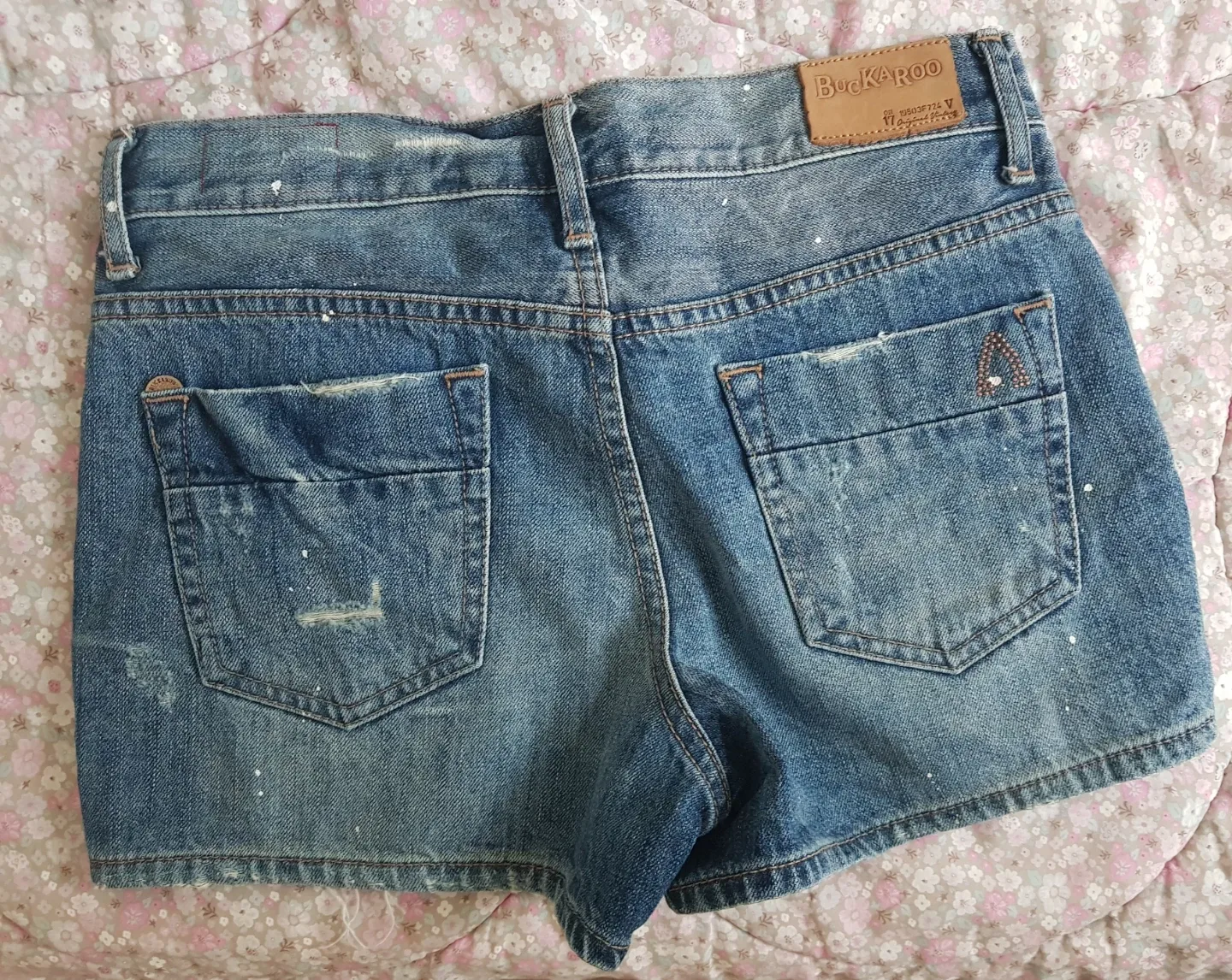Three XS Jeans Denim Shorts image indicator(4)