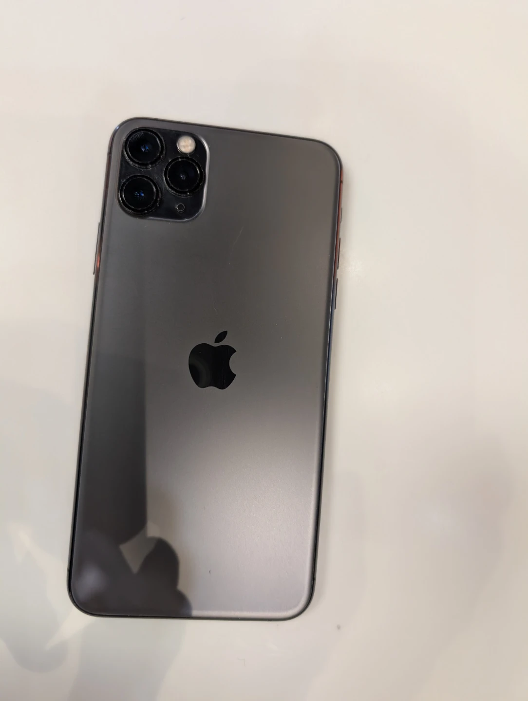 iPhone 11 Pro Max 64GB Black - Excellent Condition - photo 2