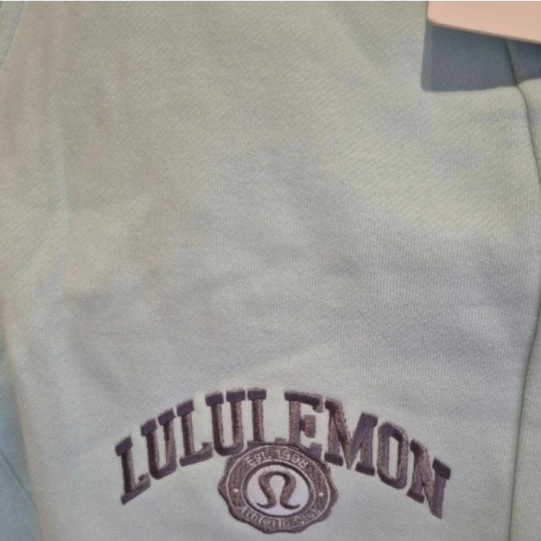 Lululemon Scuba Mid Rise Fleece Oversized Shorts - photo 4