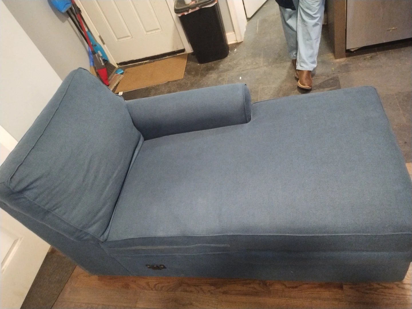 Blue Chaise Lounge - photo 2