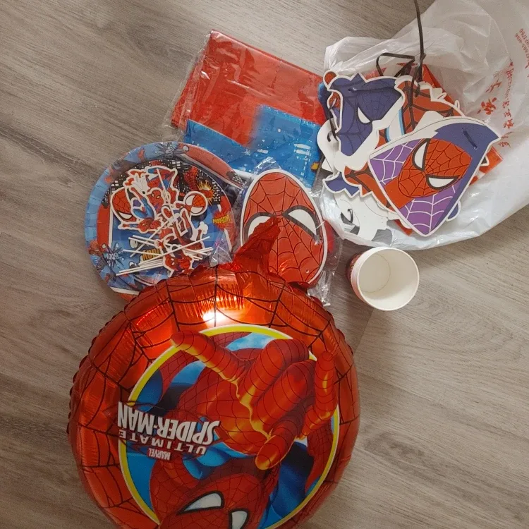 Spiderman Party Supplies cake topper