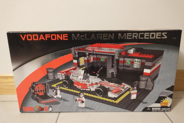 Vodafone McLaren Mercedes Cobi 500 Piece Toy 25500 New & Sealed - photo 4