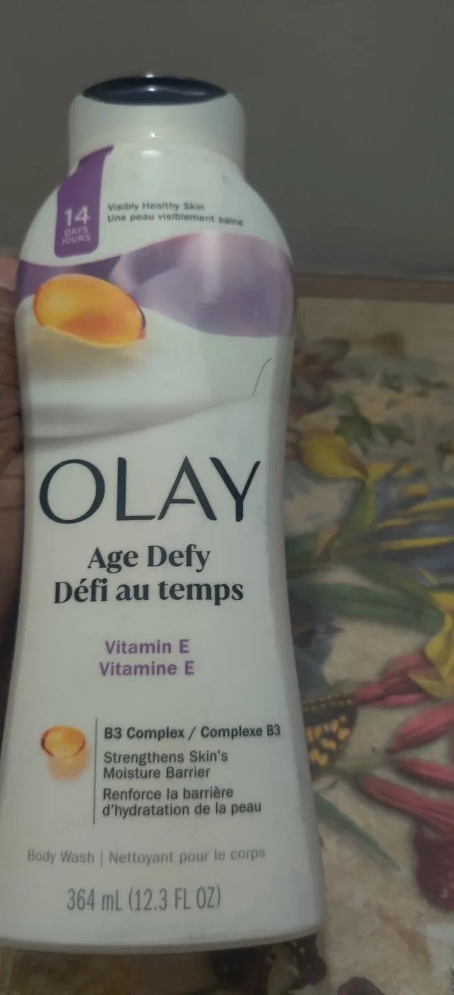 Olay Age Defy Body Wash 364 mLx3 image indicator(4)