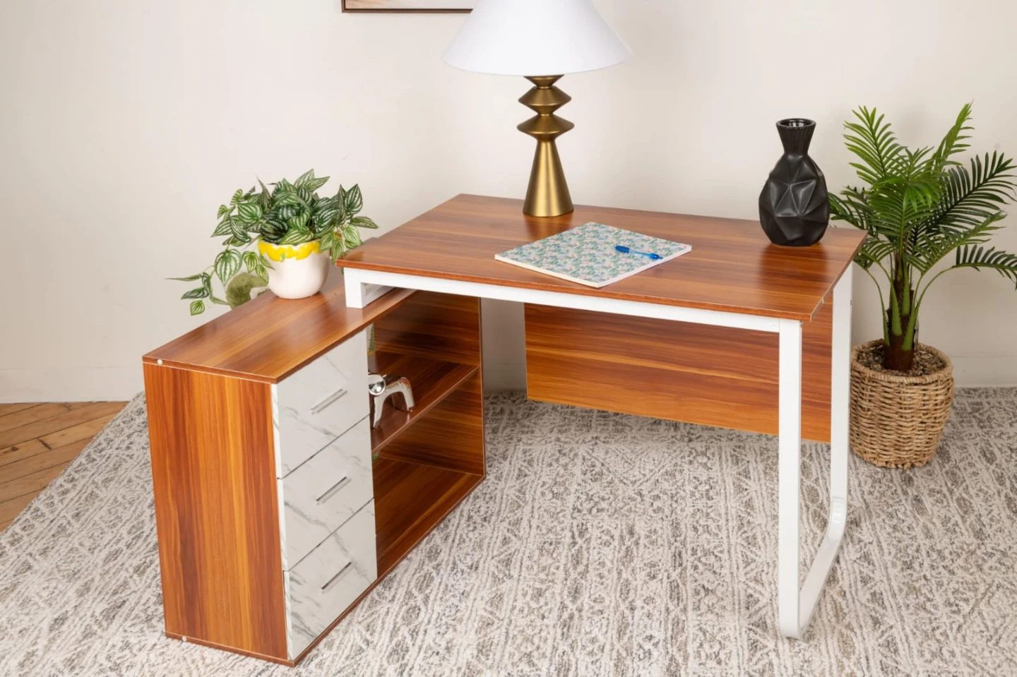 Office desk - photo 2