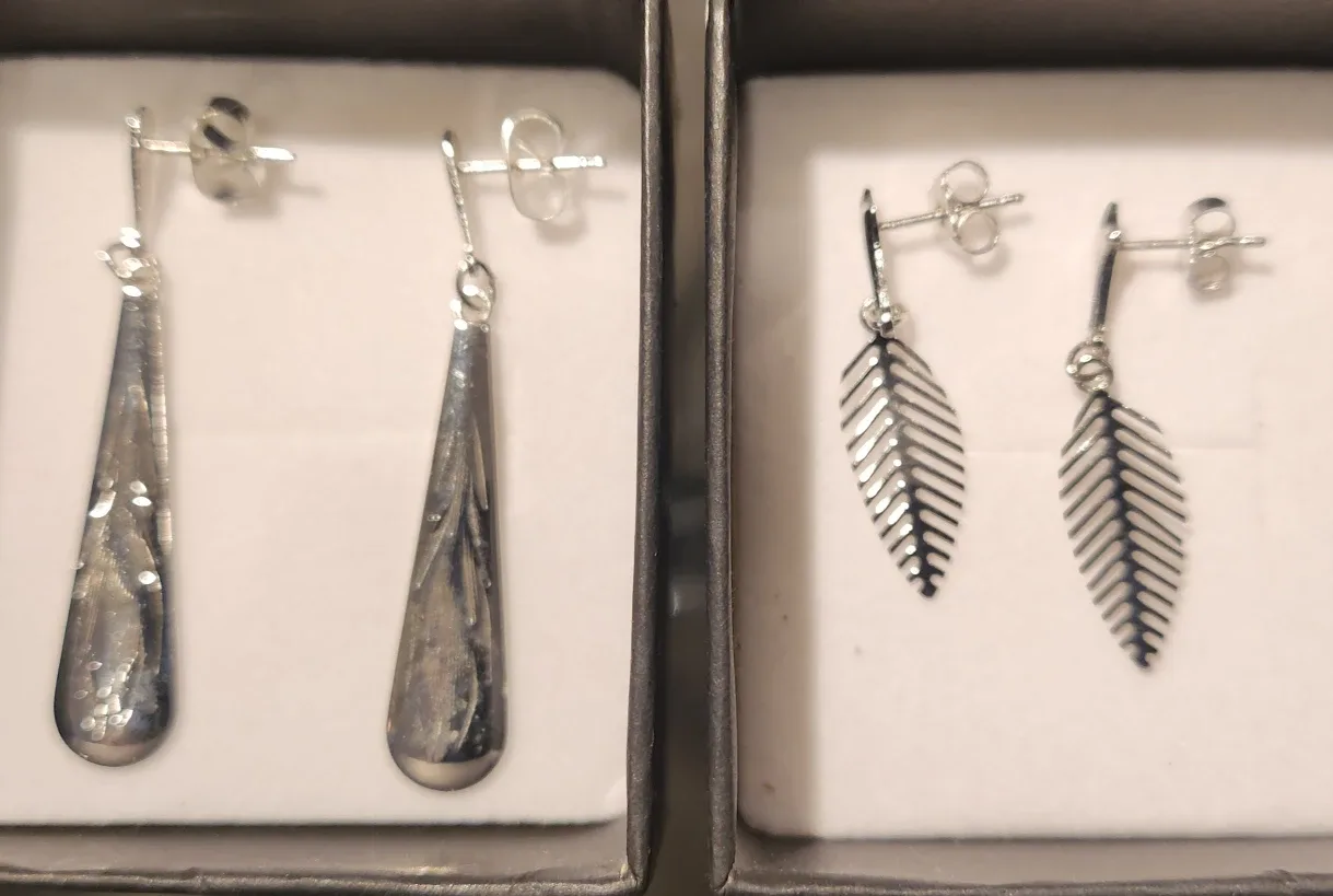 New Silver Dangle Earrings - Leaf & Teardrop