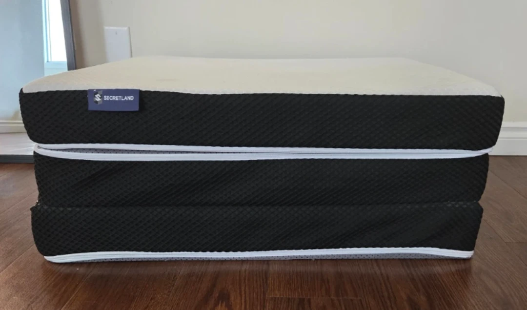Just for $45, Secretland Tri-Fold Mattress - 4 inch