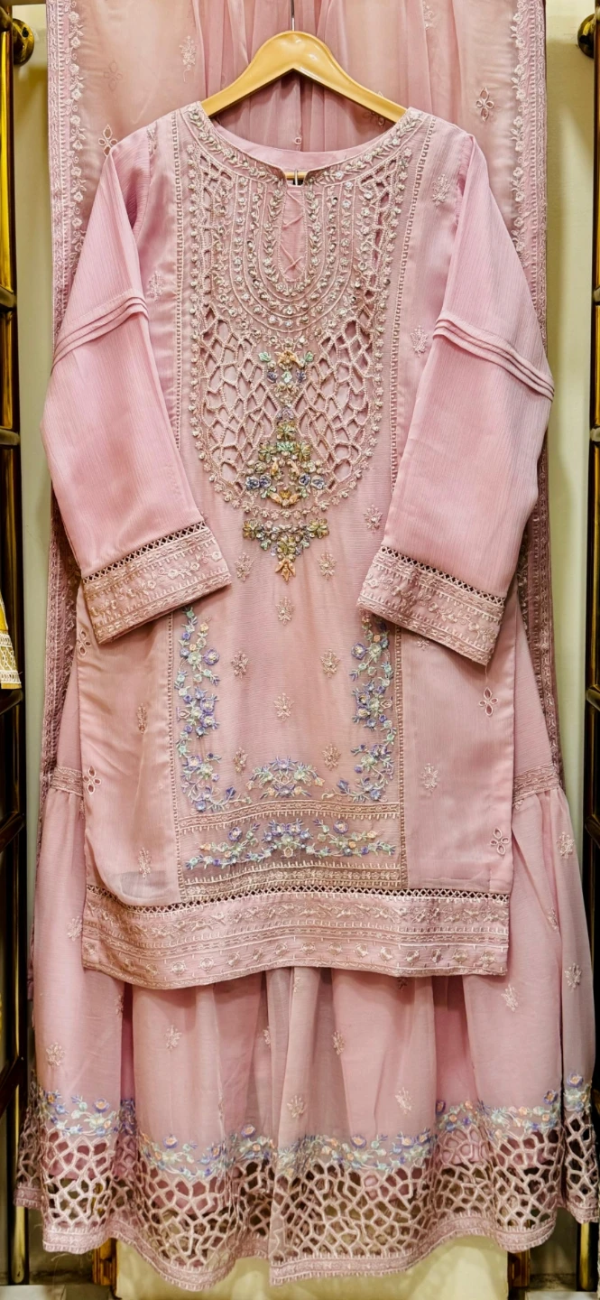 Beautiful 3 pcs Gharara set - photo 2
