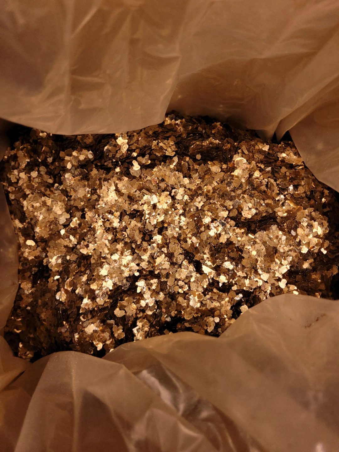 Bag of Gold Confetti (4.54kg) - NEW!!!