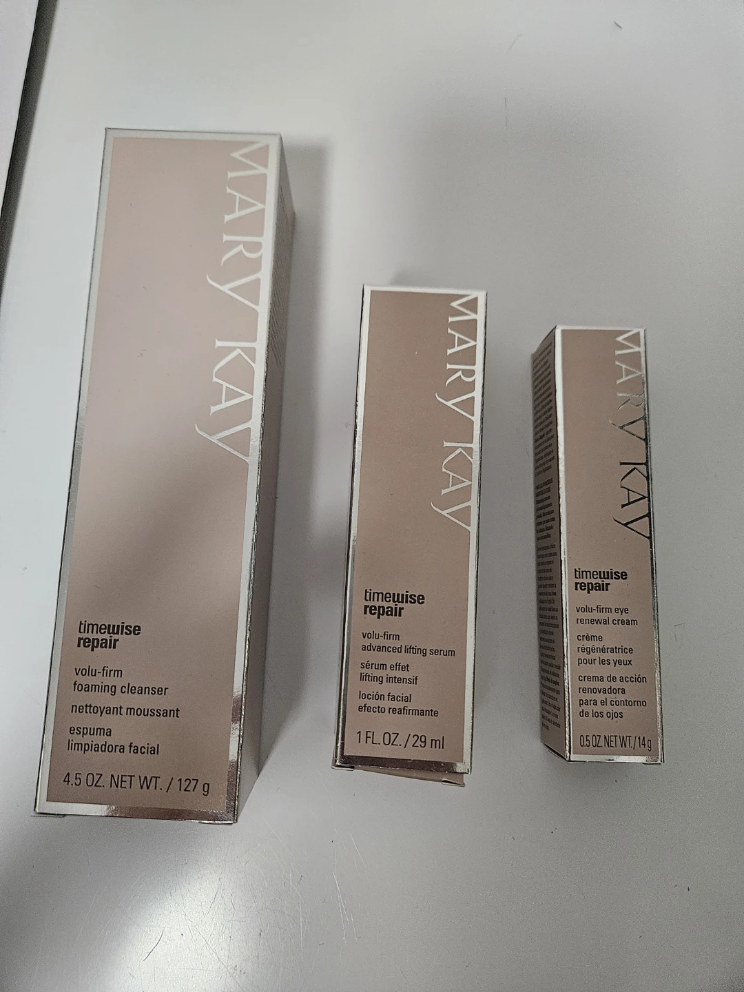 Mary Kay Skincare Set - photo 2