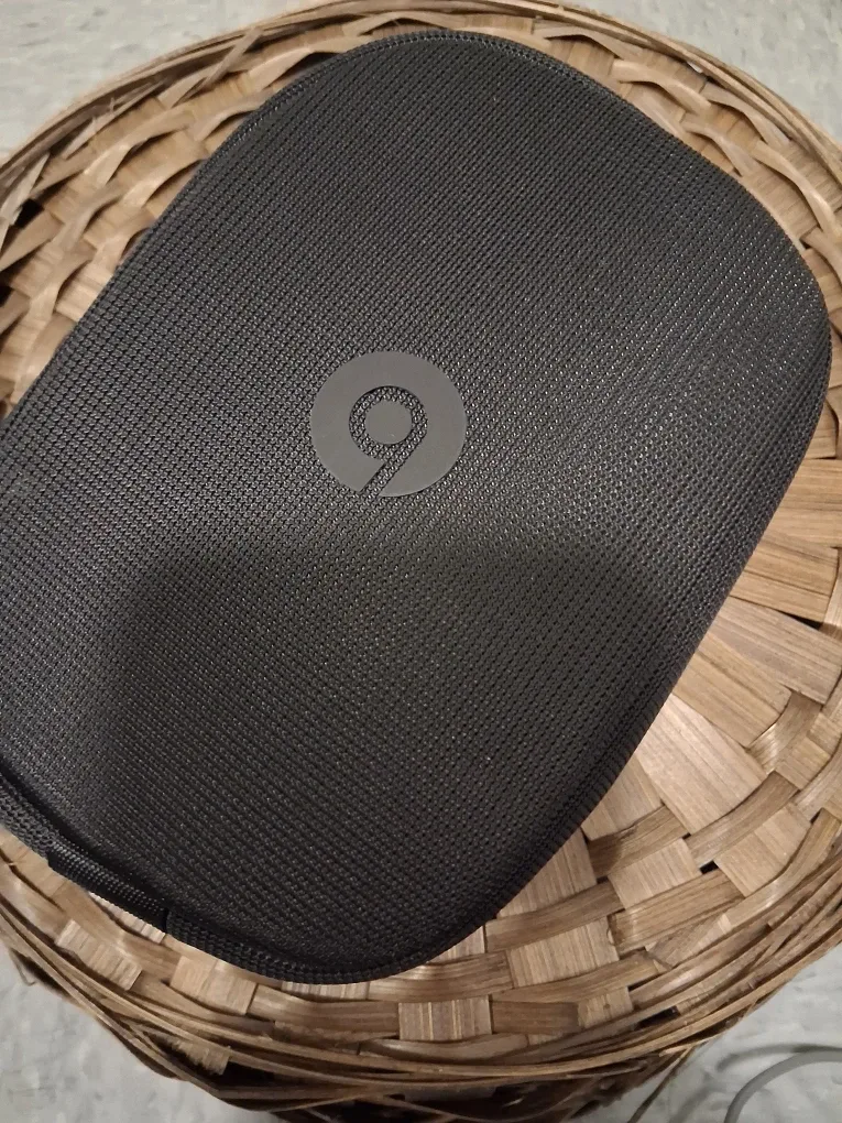 Beats Solo3 Wireless Headphones - Rose Gold