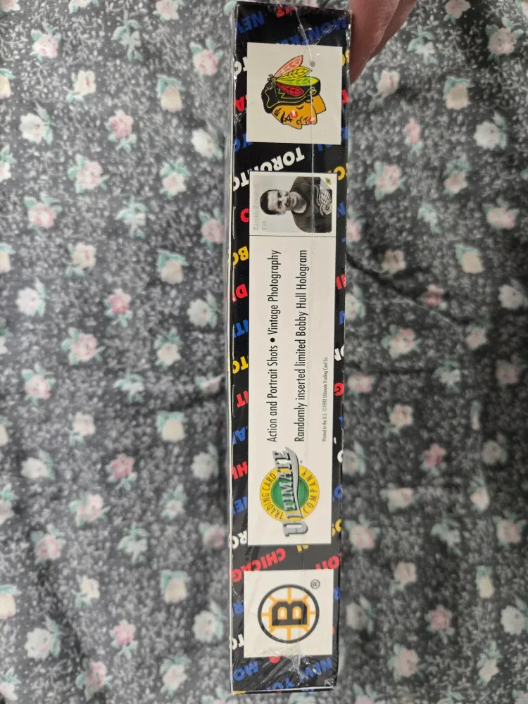 The Original 6 Premium Hockey Card Series - New Sealed image indicator(2)