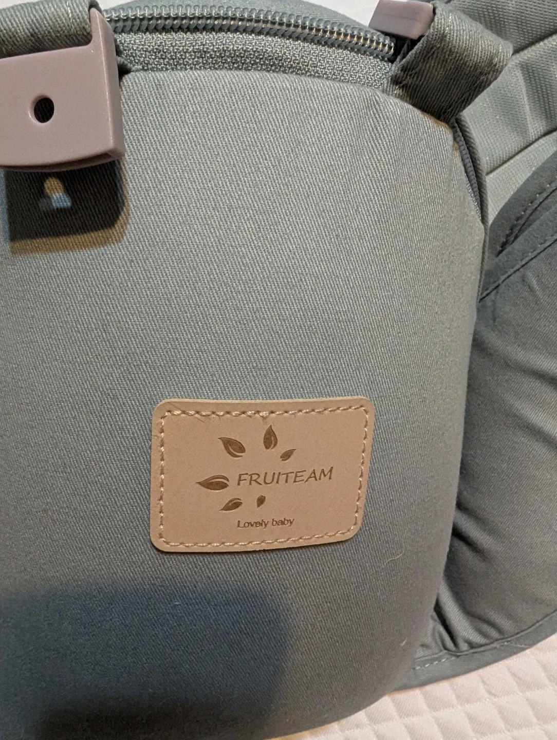 FRUITEAM Baby Carrier - Great Condition