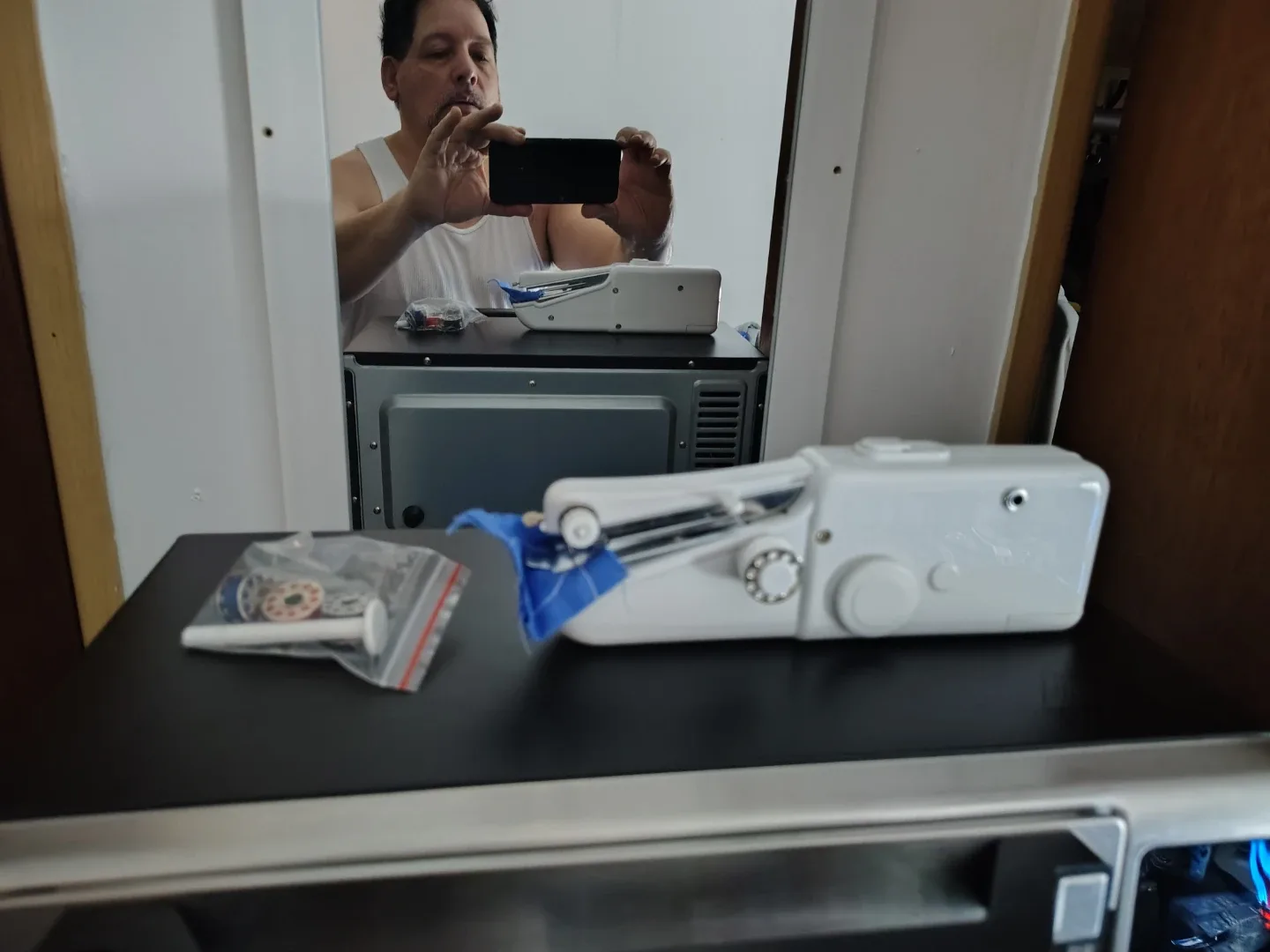 Portable Handheld Sewing Machine