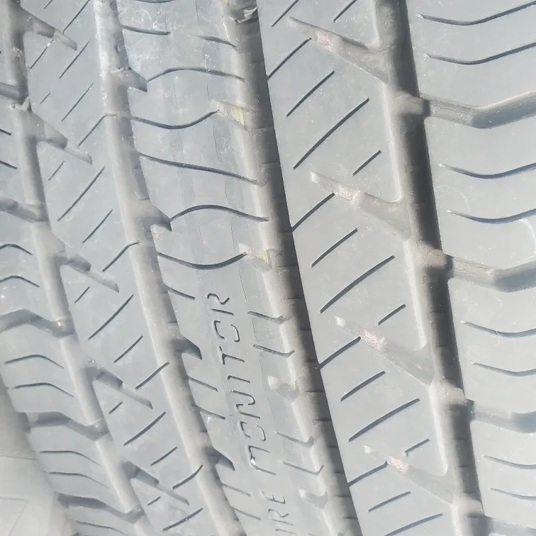 Saturn Vue SUV - AWD V6 image indicator(9)